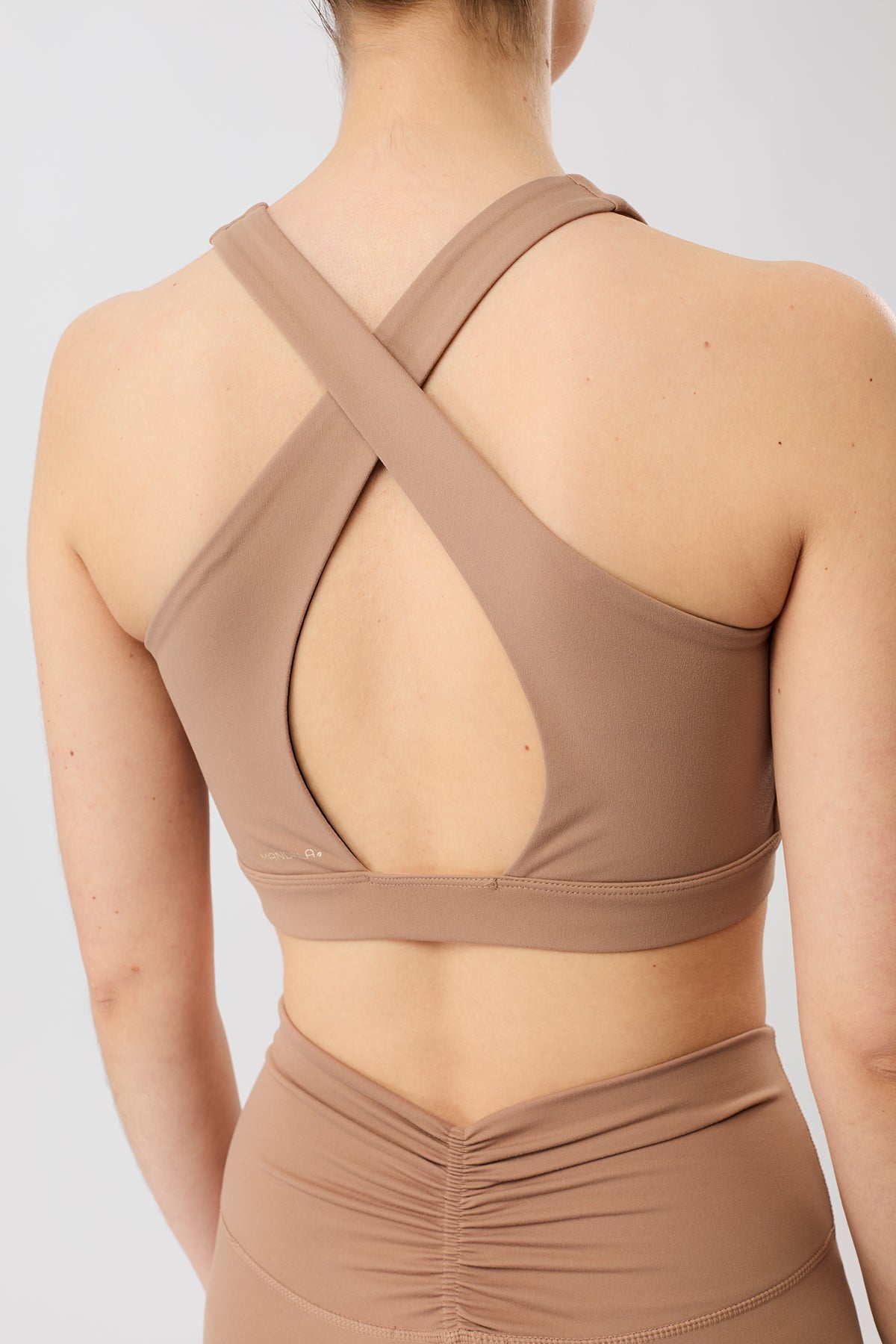 High Neck Bra + On Point Legging (Curtado)