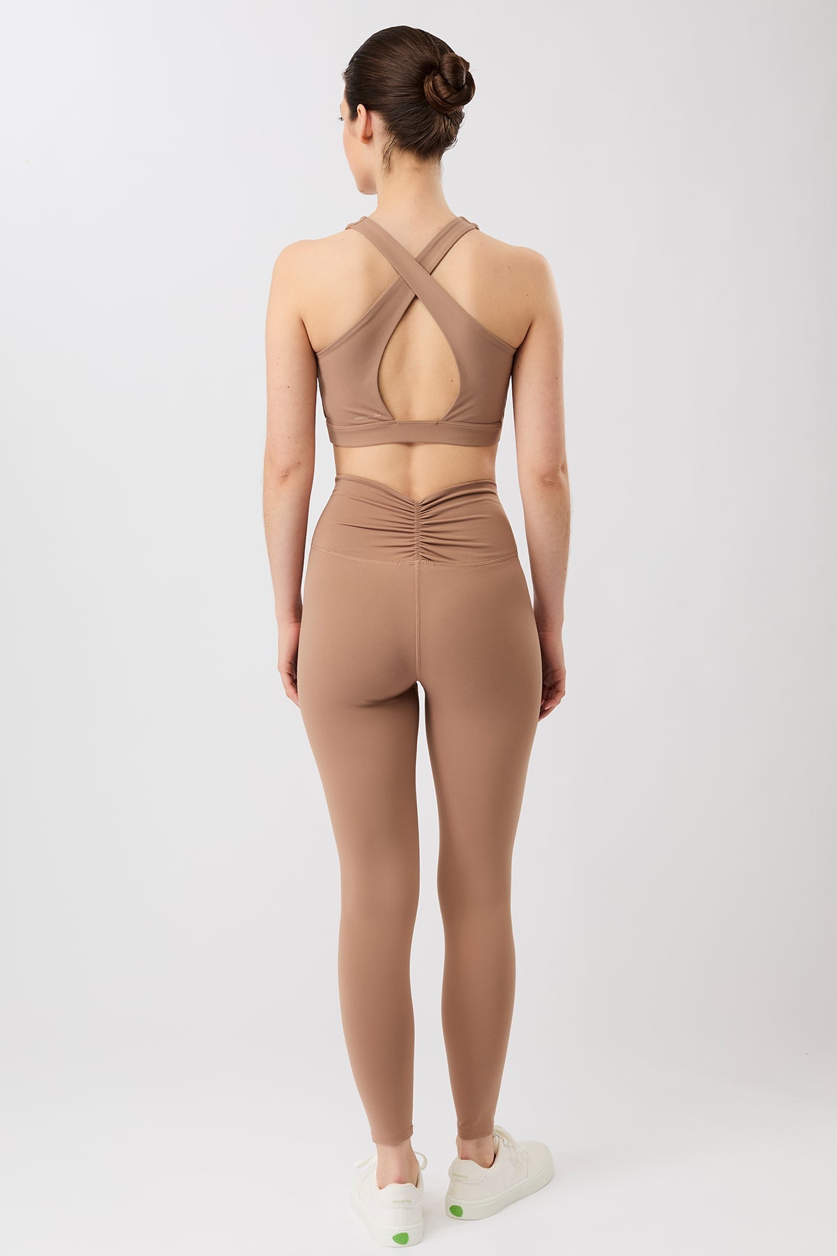 High Neck Bra + On Point Legging (Curtado)