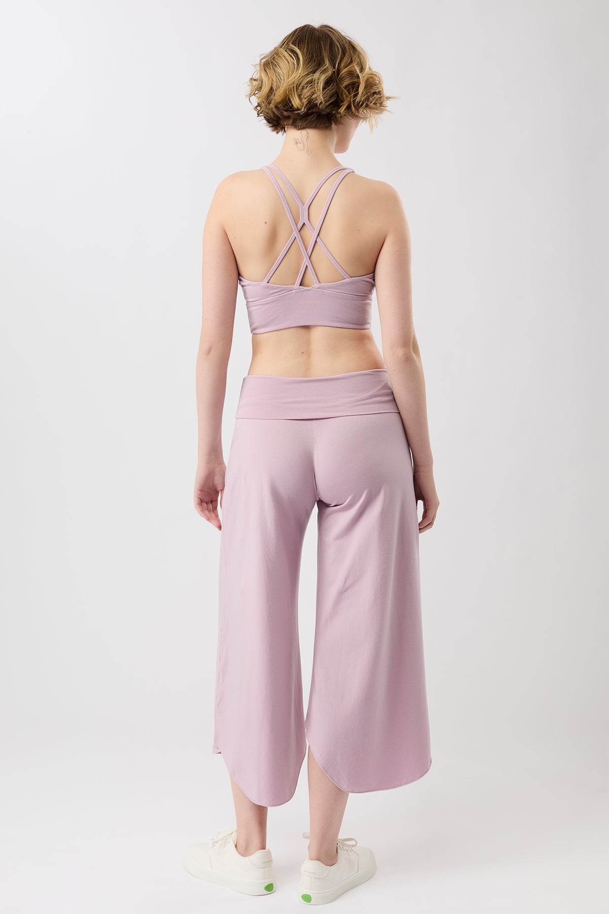 New Studio Bra + Tulip Pants (Blossom)