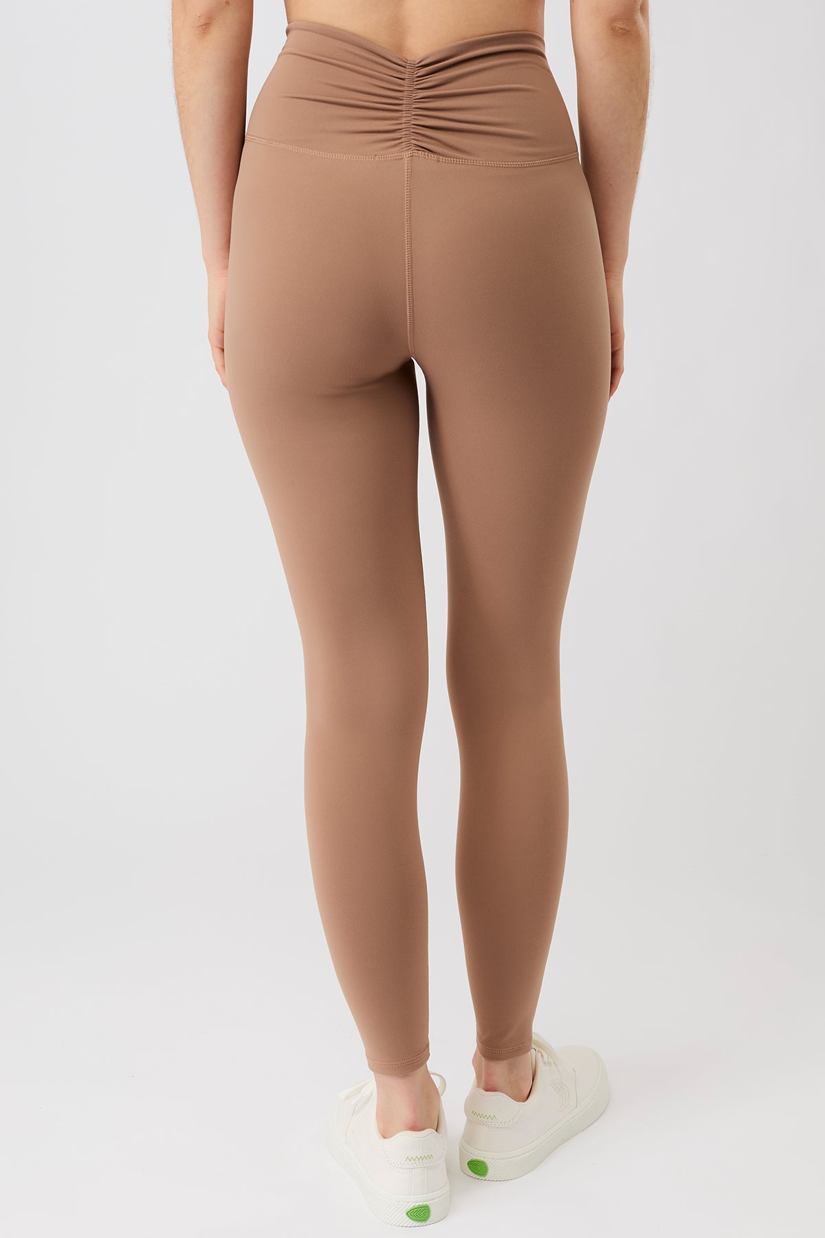 High Neck Bra + On Point Legging (Curtado)
