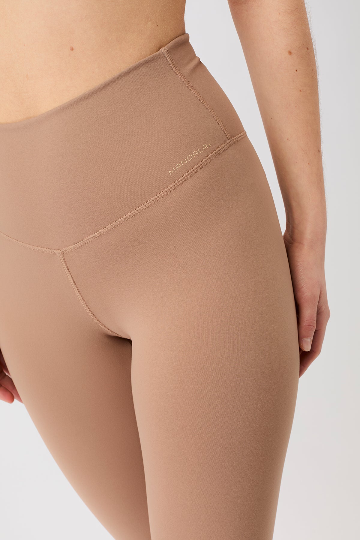High Neck Bra + On Point Legging (Curtado)