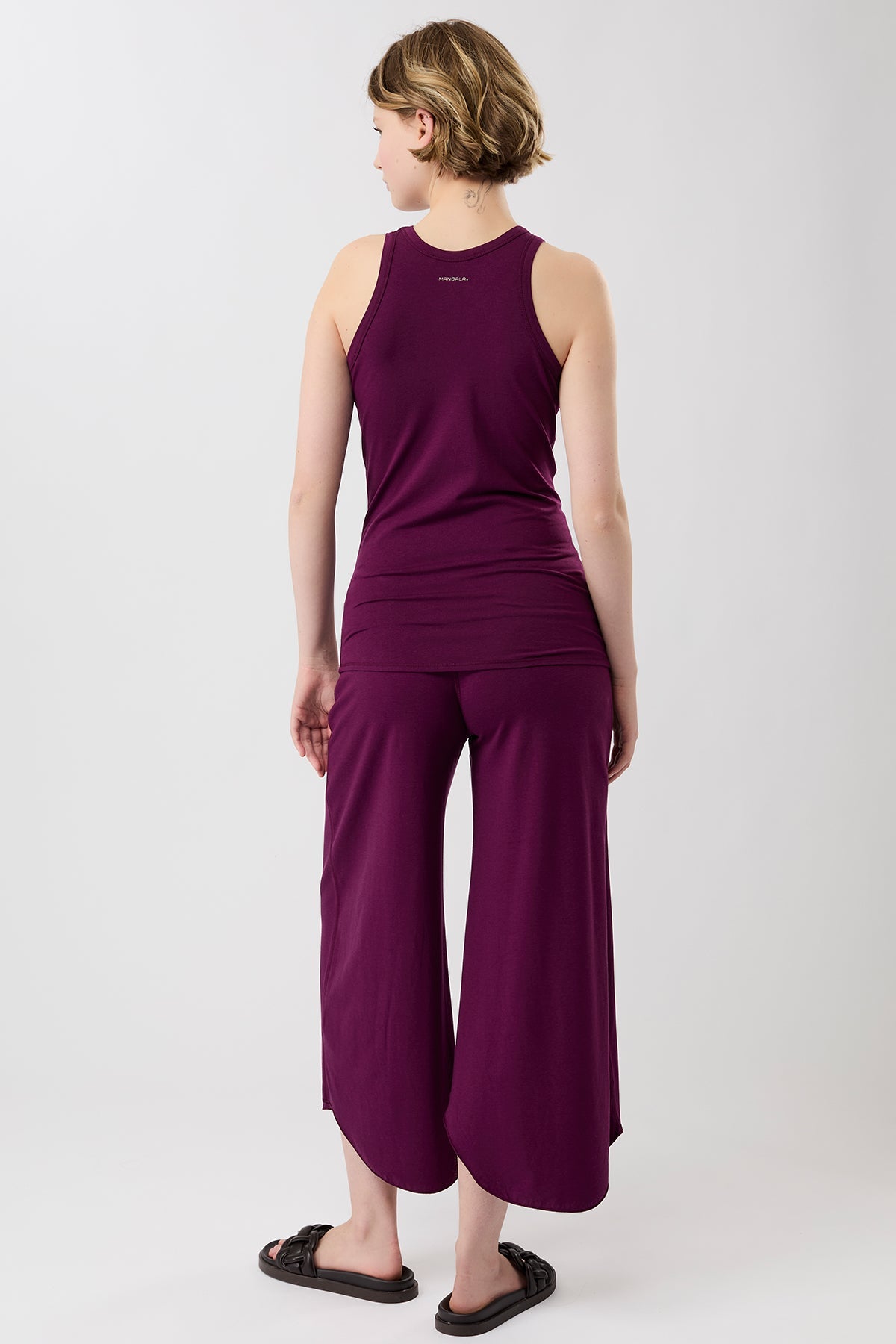 Tulip Pants (Black Plum)