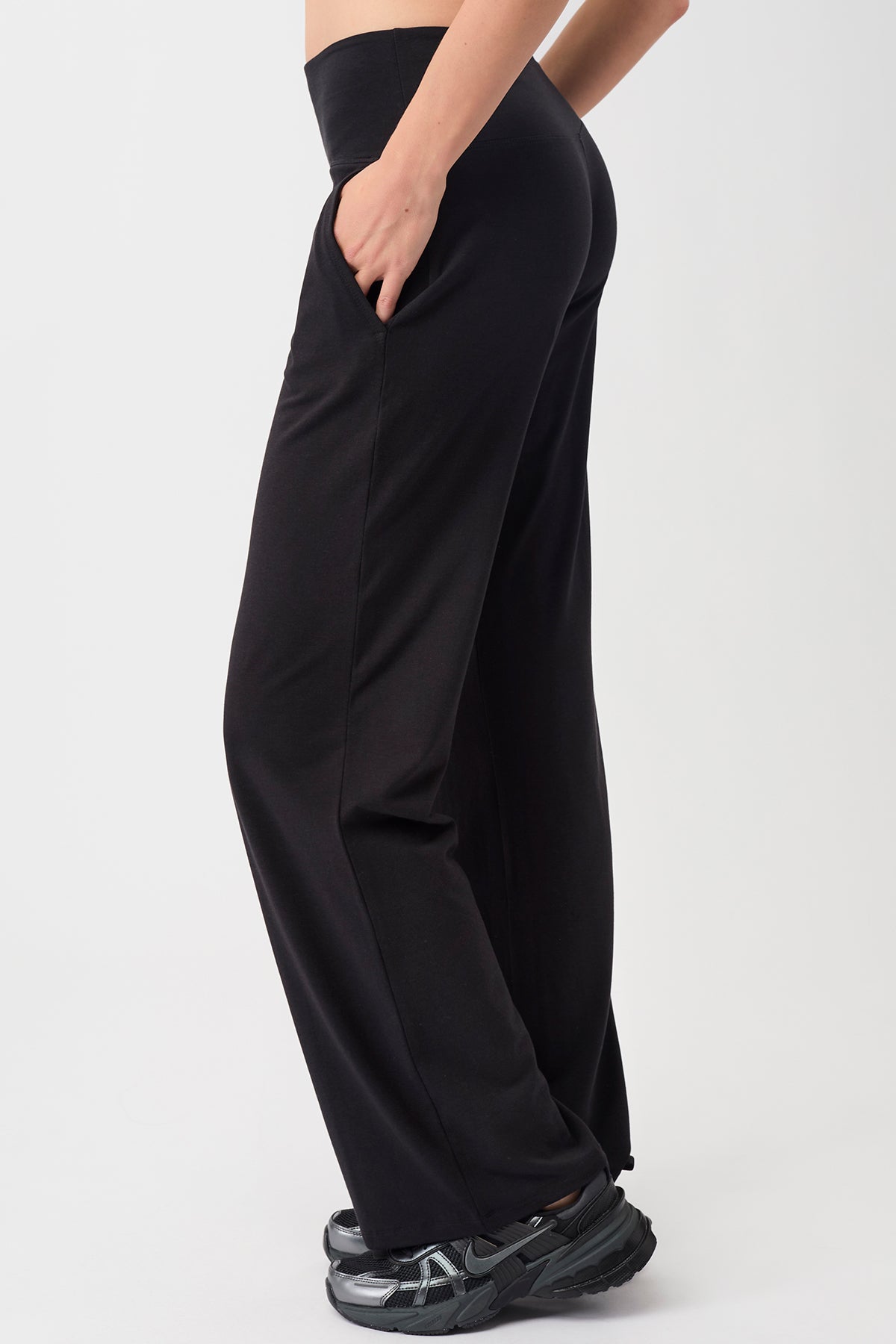 Wide Leg Workout Pants (Black)