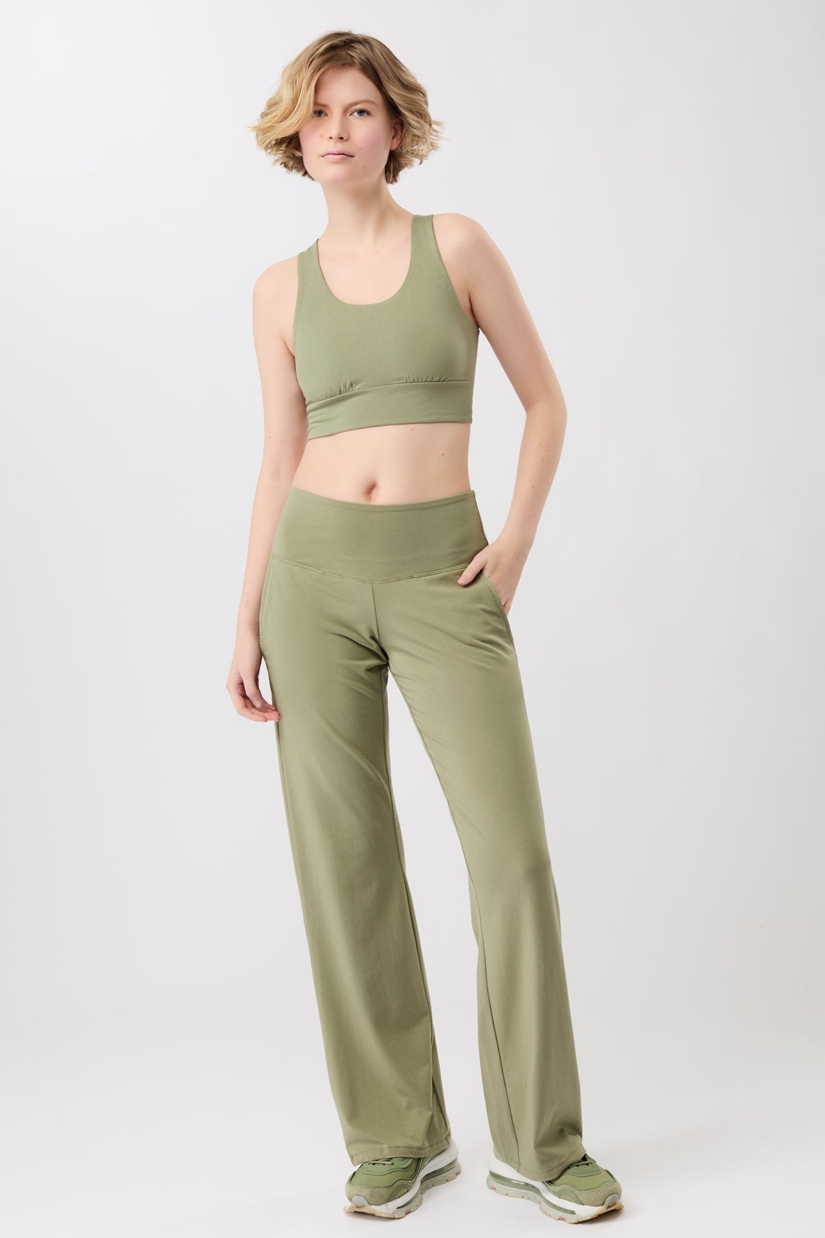 Wellness Bra + Wide Leg Workout Pants (Mossy Bark)